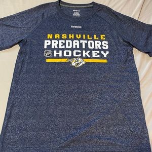 Like New Nashville Predators T